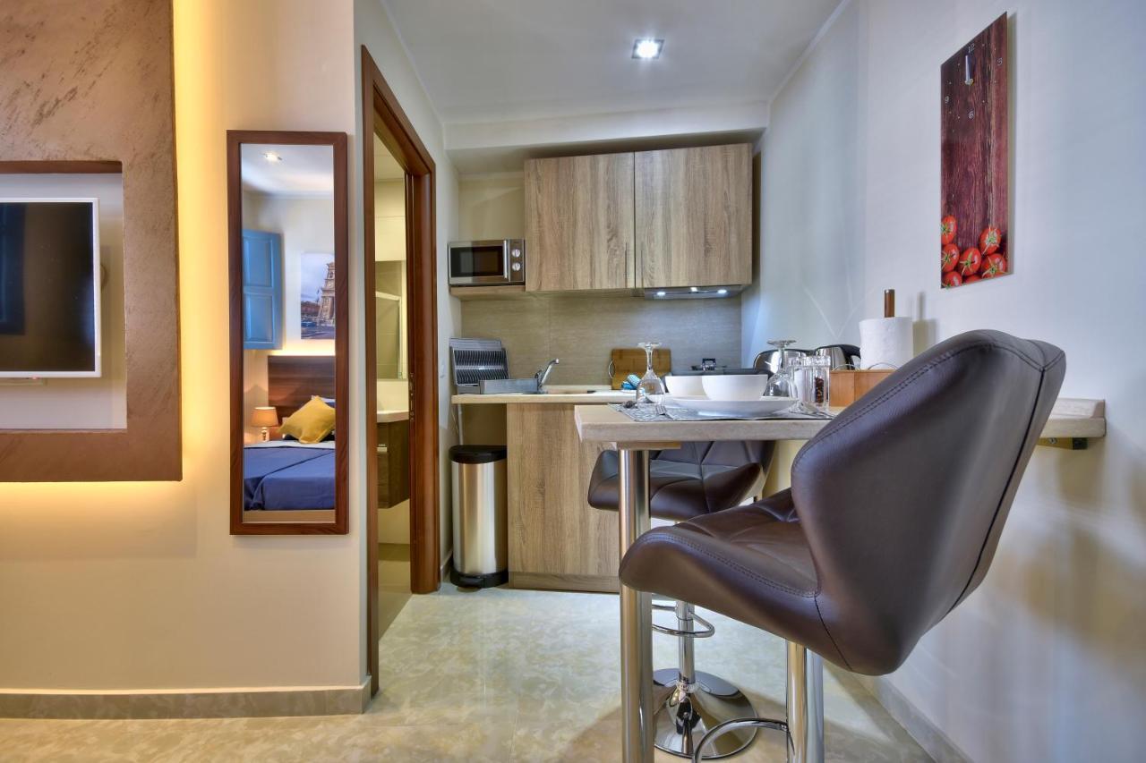 Central Suites St. Julian'S Esterno foto