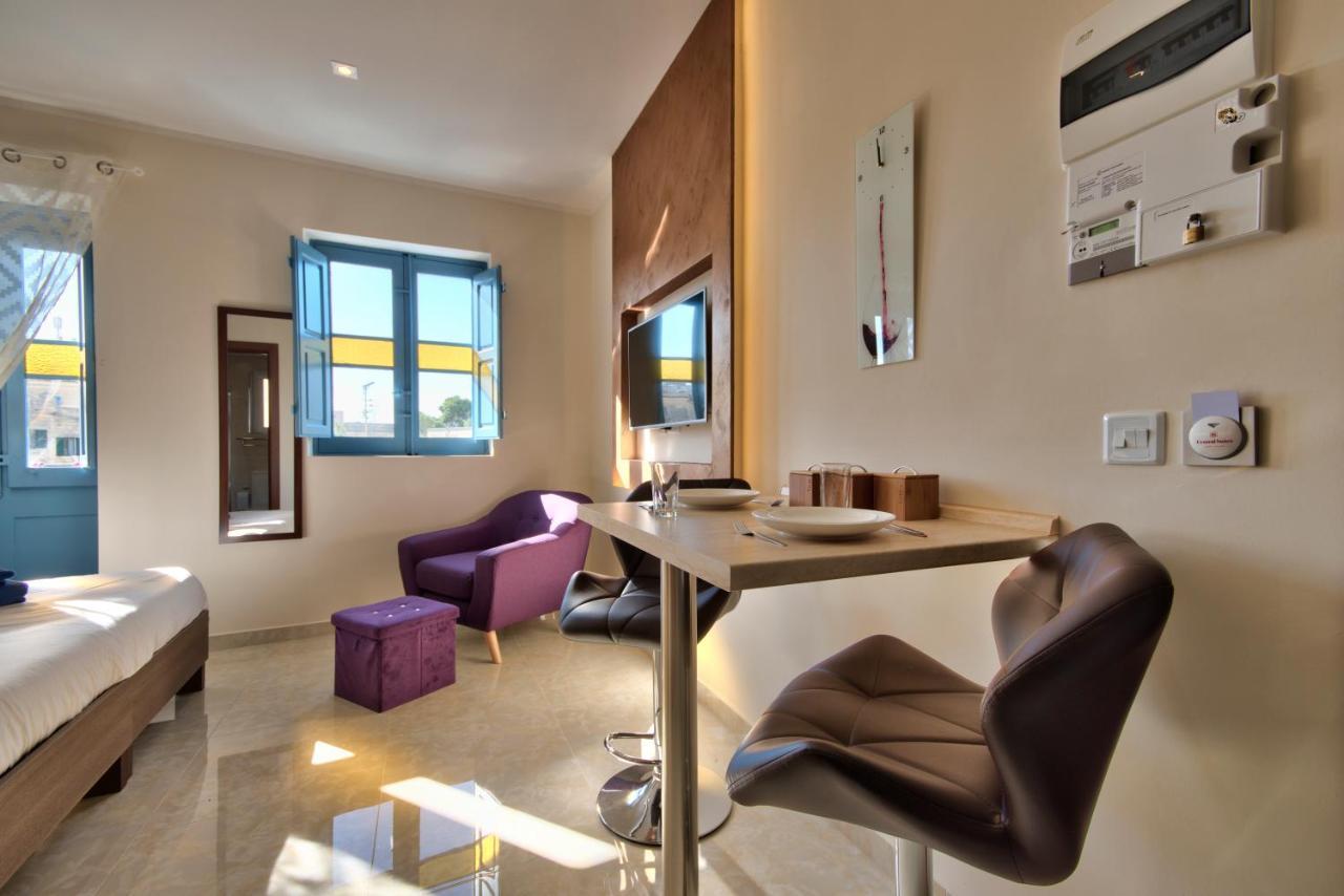 Central Suites St. Julian'S Esterno foto